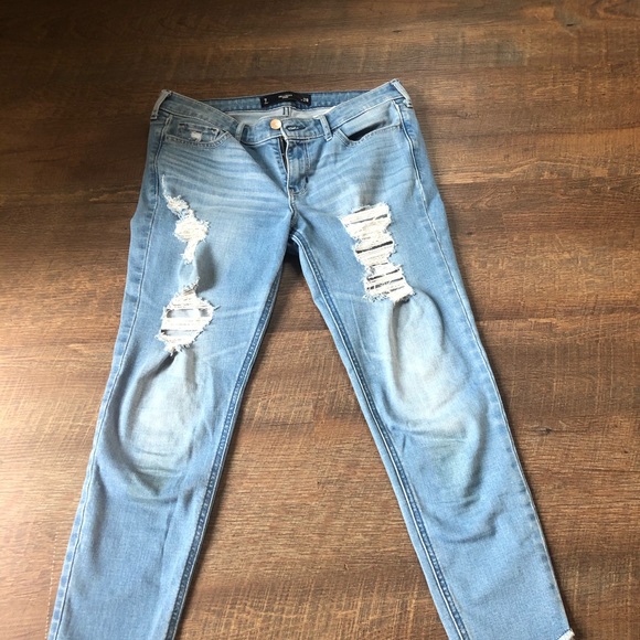 Hollister crop jeans - Picture 4 of 4